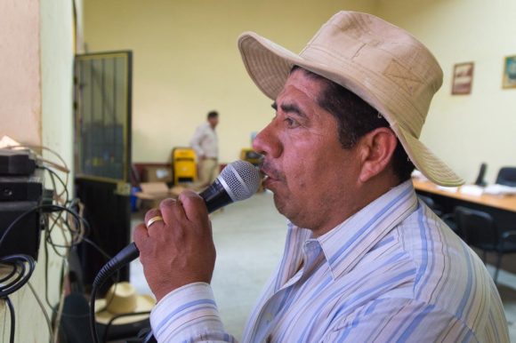 Community Cell Phone Networks in Oaxaca, Mexico