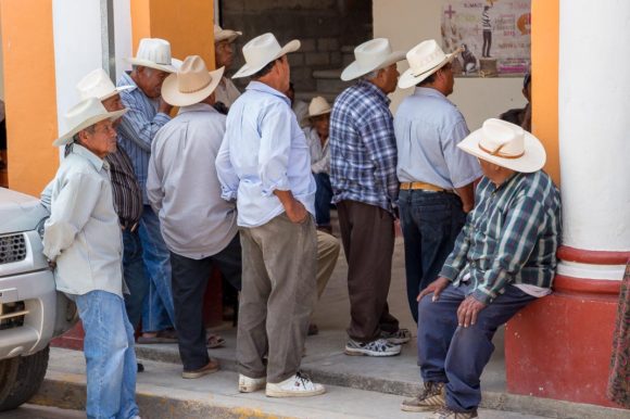 Community Cell Phone Networks in Oaxaca, Mexico