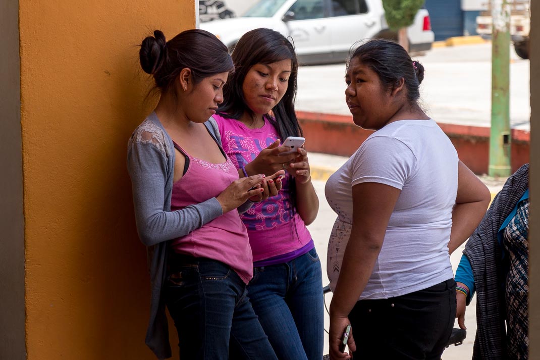 Community Cell Phone Networks in Oaxaca, Mexico